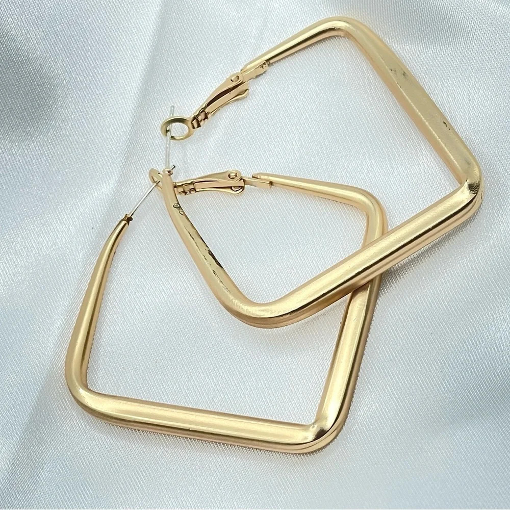 Square shaped gold matte hoop earrings
